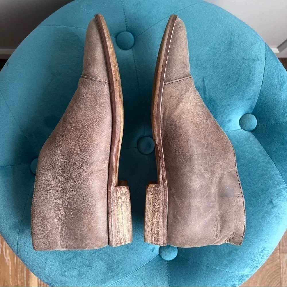 Free People Royale Flat Taupe Brown Leather Slip On Made Spain Sz 37 US 7